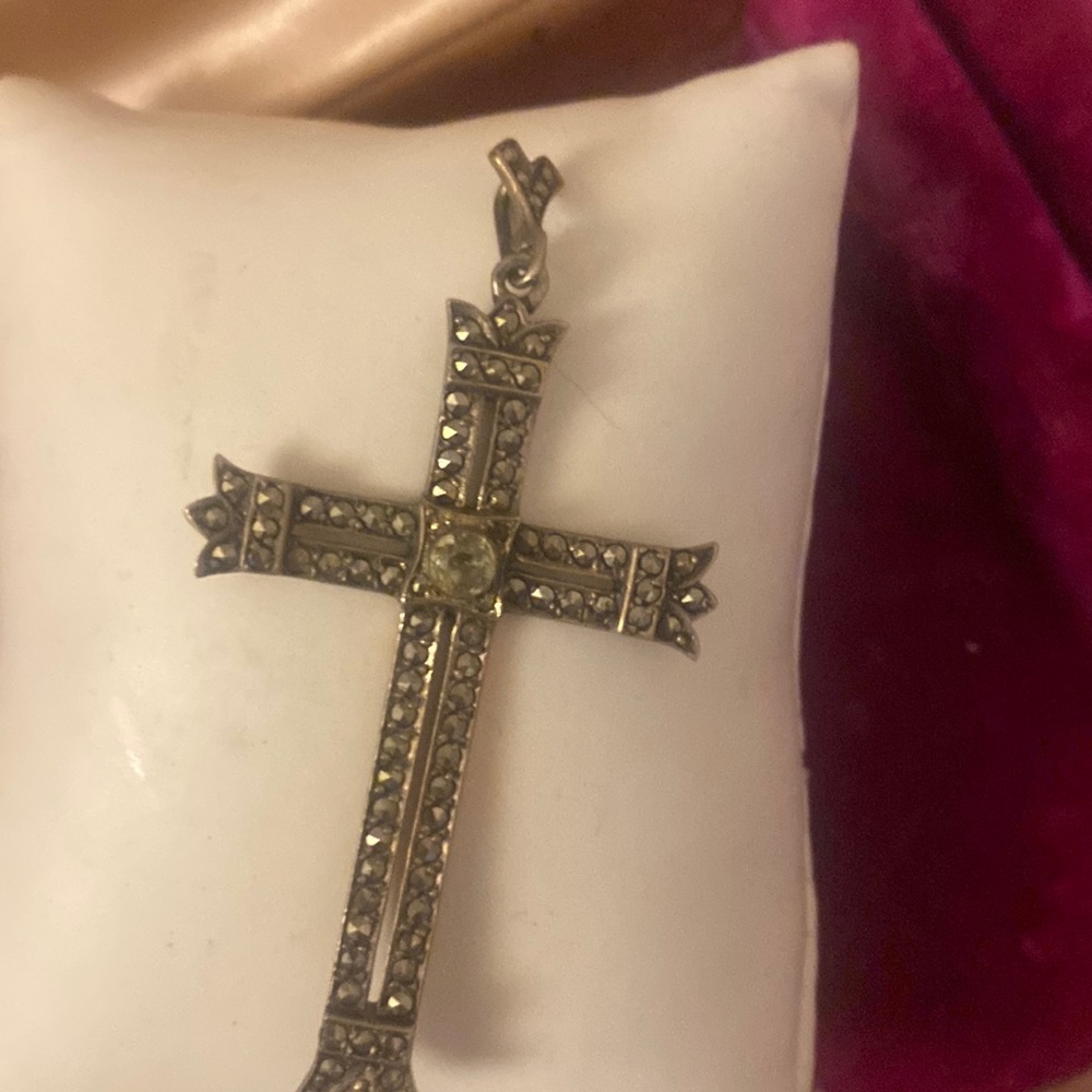 938 vintage cross pendant